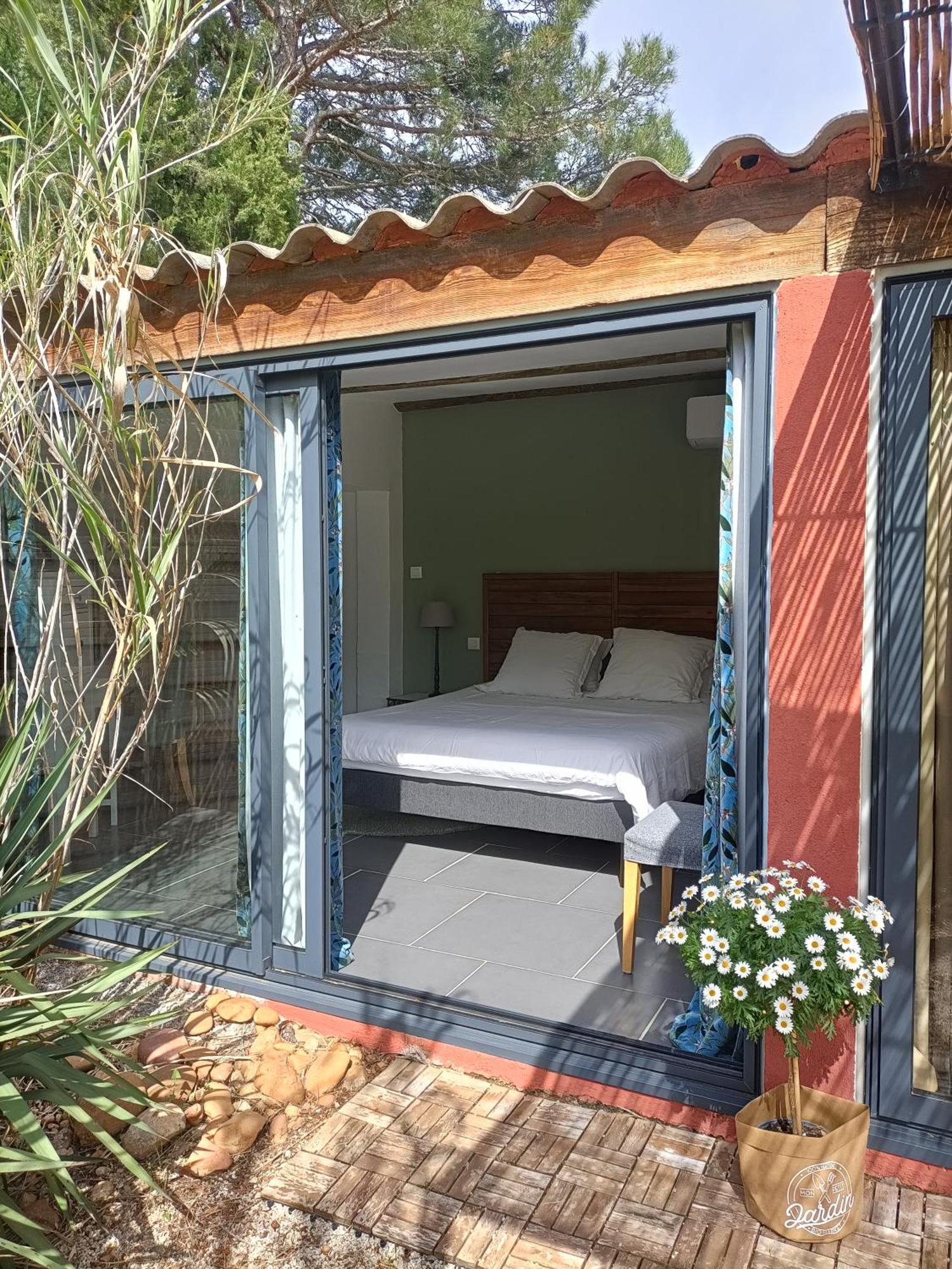 Maisonnette Tout Confort Rochefort-du-Gard Esterno foto